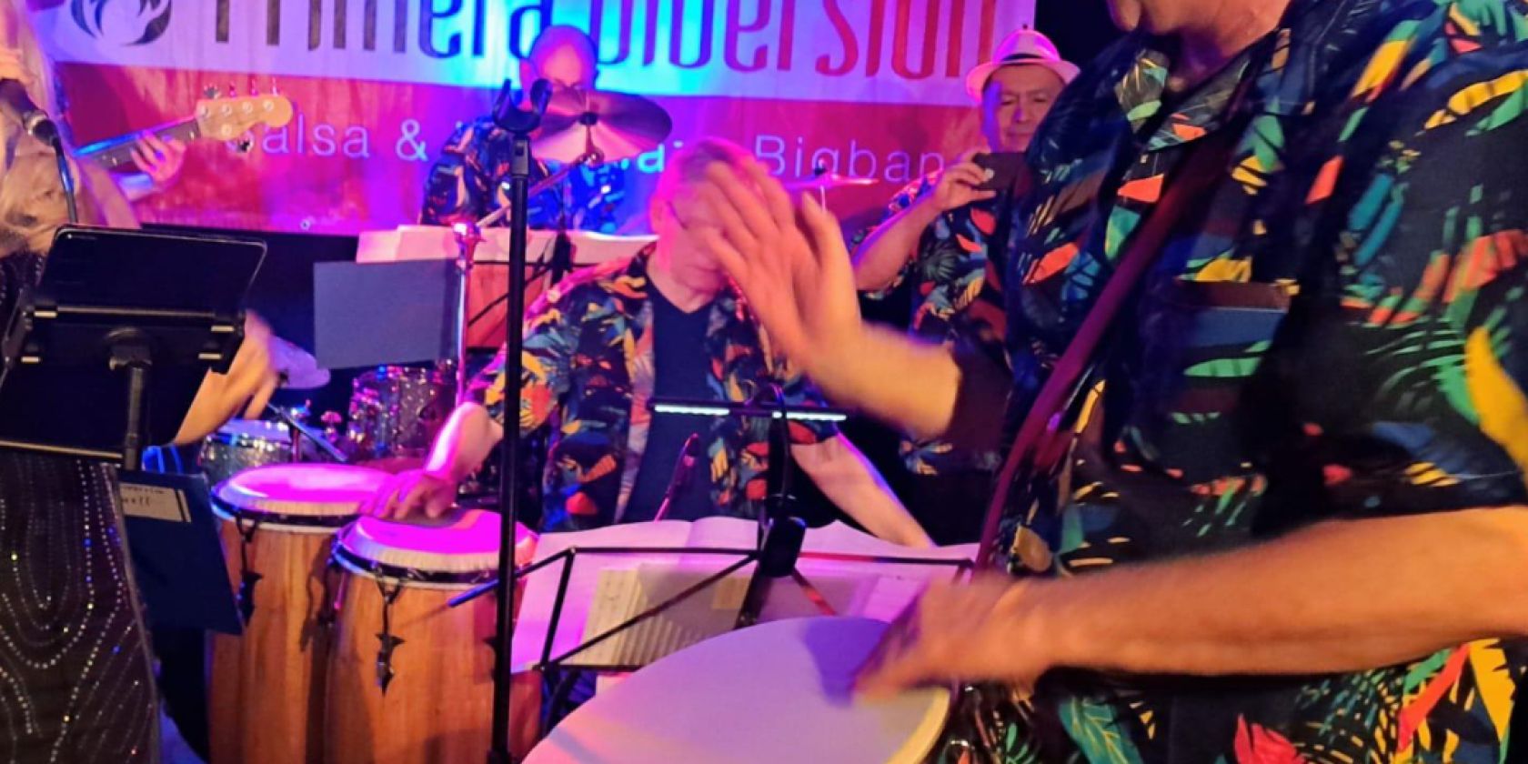 PRIMERA DIVERSI&Oacute;N (SALSA & LATIN JAZZ BIGBAND), &copy; Primera Diversion