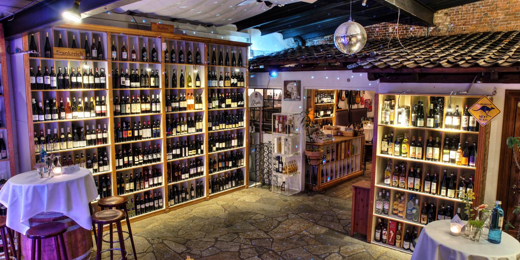 Das Weinland Waterfront, &copy; K.BALUN