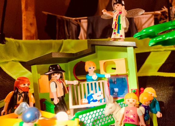 Das Krippenspiel mit Playmobilfiguren dargestellt, &copy; Karl Grieser