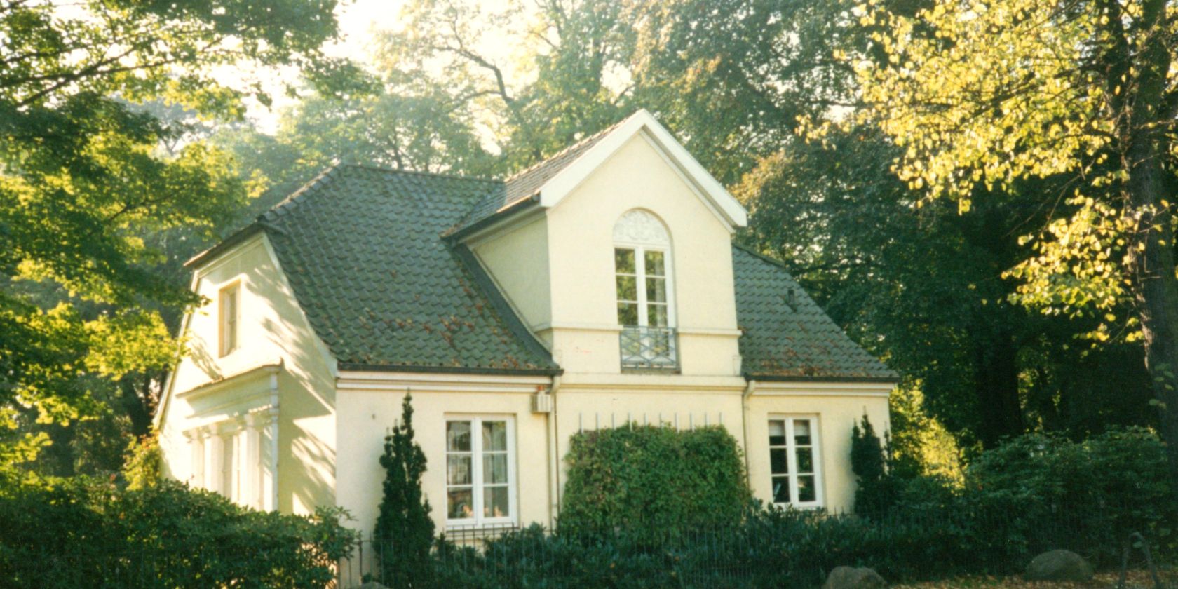 Das Heine Haus an der Elbchaussee 31 (1991), &copy; Stadtteilarchiv Ottensen e.V.