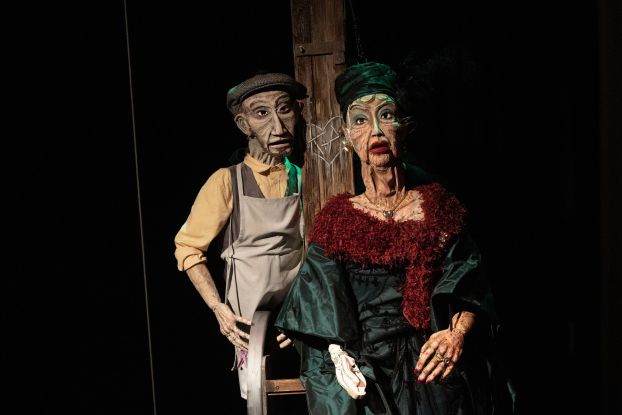 Der-Besuch-der-alten-Dame_quer-Marianne-Menke-5, &copy; (C) Marianne Menke