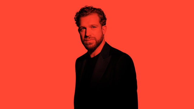 Julian Pr&eacute;gardien, &copy; Peter Rigaud