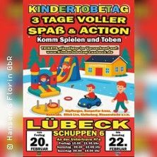 Kindertobetag L&uuml;beck - Lange Tobenacht, &copy; links im Bild