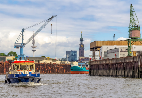 2025_12_09-kachel-blickwinkel-11-hh-hafen, &copy; BKHSS Canva