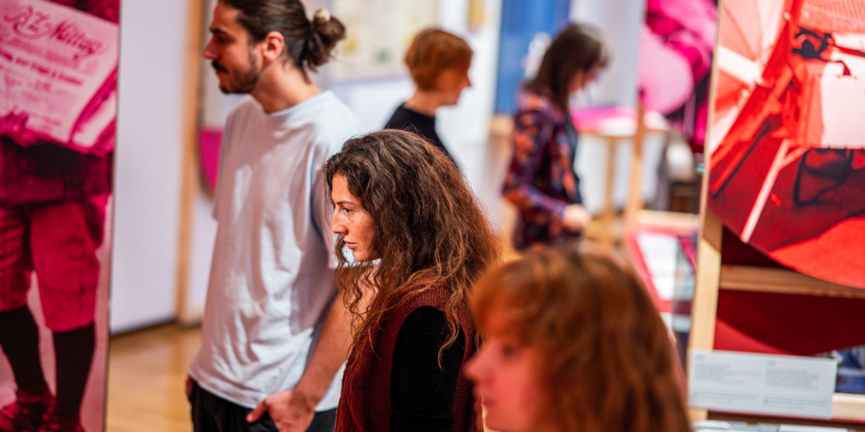 Kreative Familienf&uuml;hrung, &copy; Museum f&uuml;r Kommunikation Frankfurt, Foto:&nbsp;Michael Zimmermann