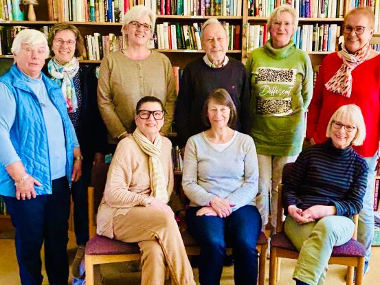 Das Team des Flohmarktcafés freut sich auf Ihren Besuch, © Renate Endrulat