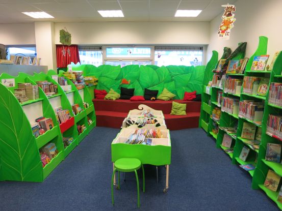 Der Kinderbereich in der Bücherhalle Osdorfer Born, © Bücherhallen Hamburg