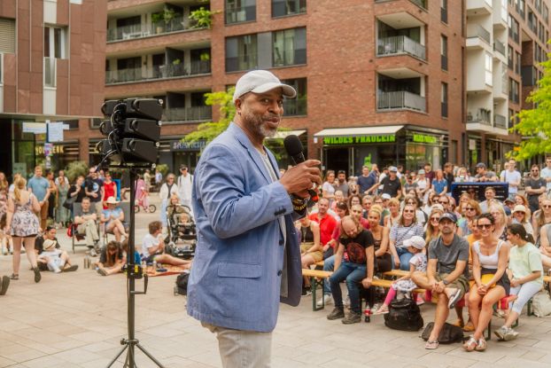 hafencity_standupcomedy_JPG, &copy; Werbegemeinschaft &Uuml;berseeboulevard