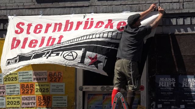 Sternbrücke bleibt - Bar 227 - Foto von Rasmus Gerlach, &copy; Rasmus Gerlach