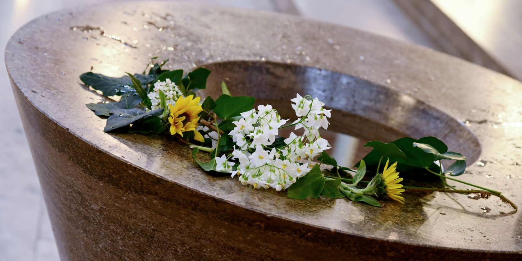 Taufgottesdienst zu Pfingsten, &copy; Lotz