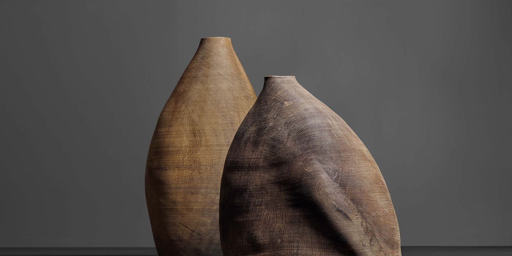 MK&G_CC_ErnstGamperl_Lebensbaumprojekt_39_40_2016_Foto_BernhardSp&ouml;ttel_klein, &copy; Ernst Gamperl, Links: 39/2016//230, 2016, Eiche, Minerale, gekalkt, Rechts: 40/2016//230, 2016, Eiche, gekalkt, Foto: Bernhard Sp&ouml;ttel,  Ernst Gamperl