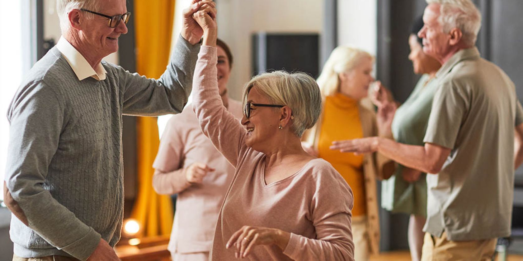 AdobeStock_Eröffnung Tanzcafé Mai 2023_web_News, © Adobe Stock