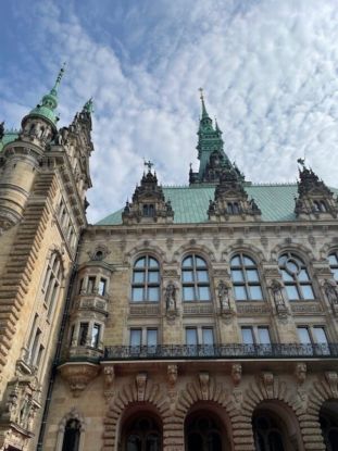 Öffentliche Stadtführungen - Highlights rund um das Hamburger Rathaus, Quelle: Reservix