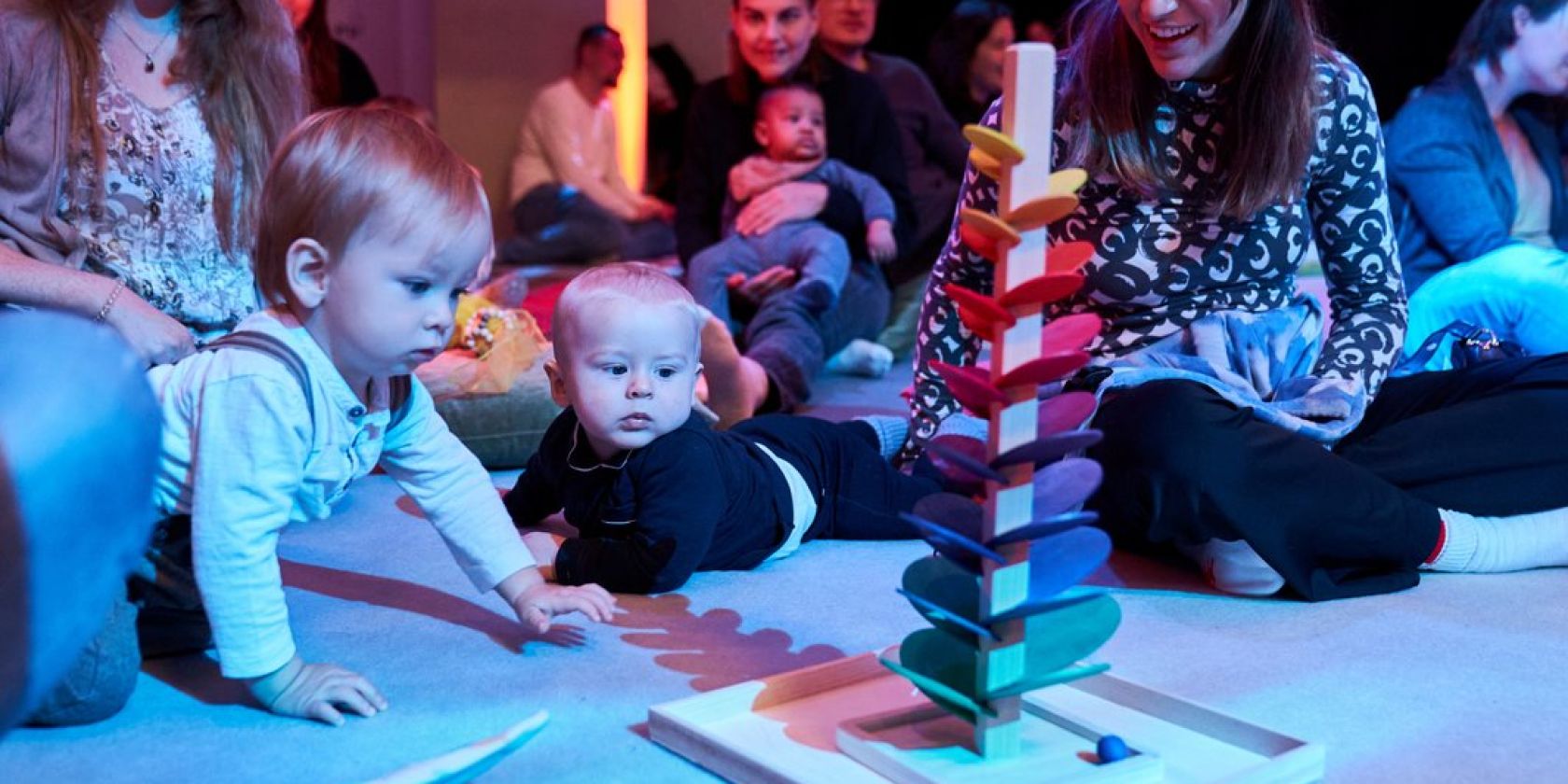 Funkelkonzert XS / Elfi-Babykonzert, &copy; Claudia H&ouml;hne