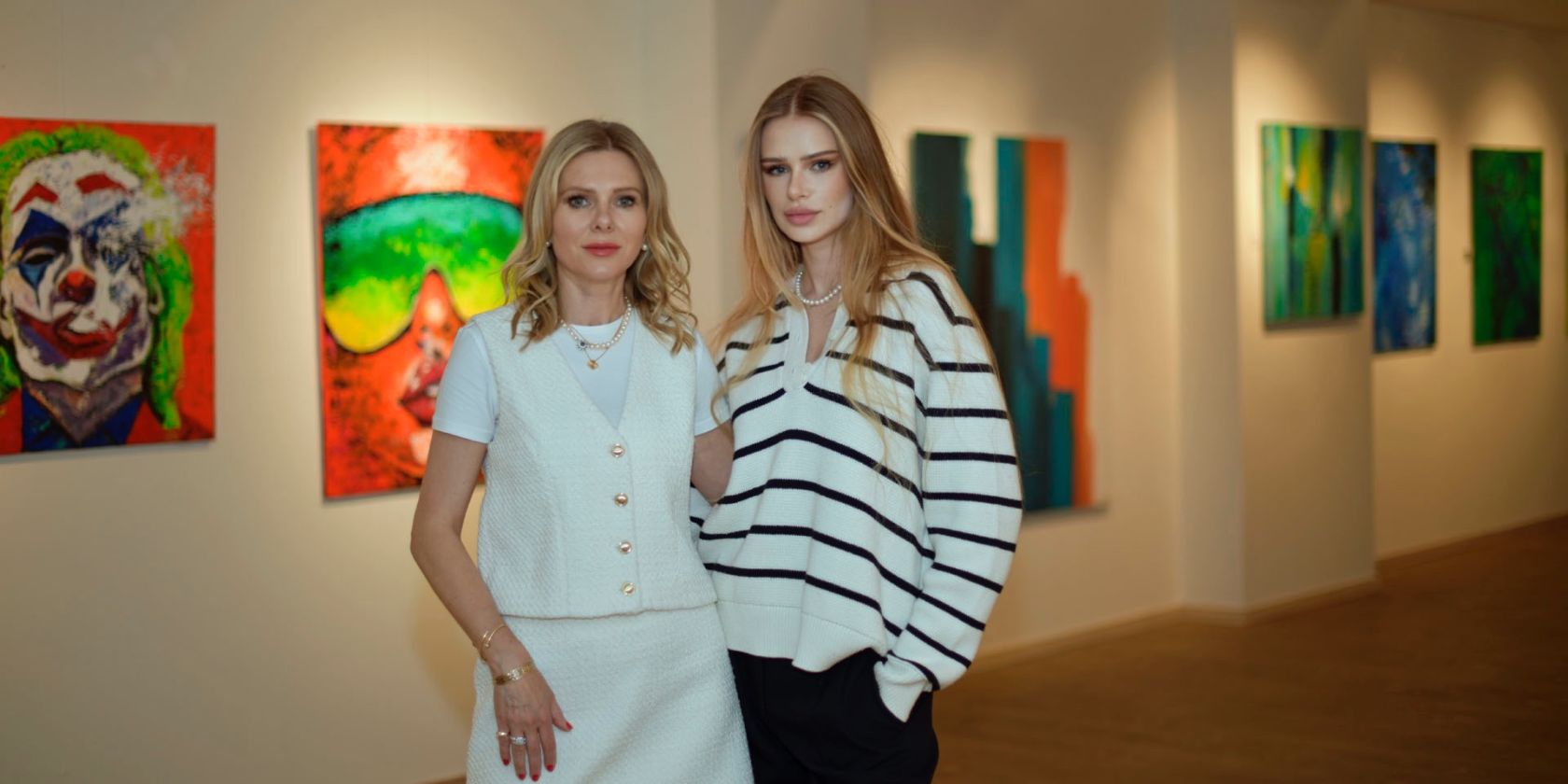 Aneta Anna Pahl (links), Laura Julia Modzelewski (rechts), © Rainer Gießmann