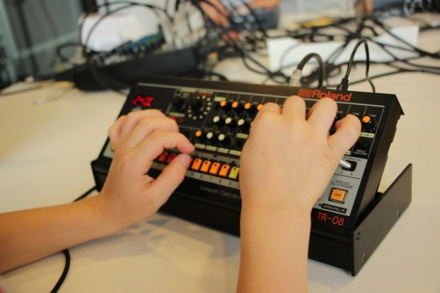 kinder_synthi_ws, &copy; ligeti zentrum