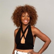 Tamika Campbell, &copy; links im Bild