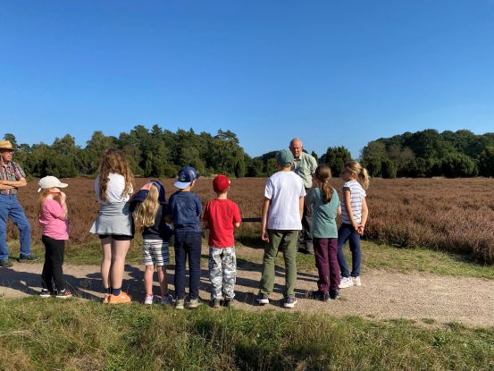 Natur erleben & Kinderrechte entdecken – Wanderung am Weltkindertag, © Bispingen Touristik e.V.