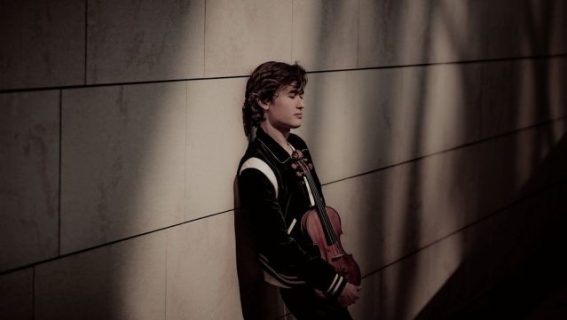 Die Deutsche Kammerphilharmonie Bremen / Daniel Lozakovich / Tarmo Peltokoski, &copy; Lyohdo Kaneko