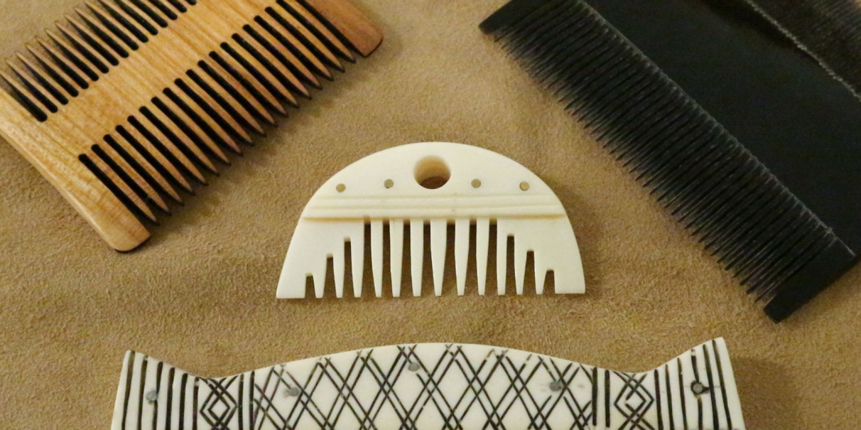 AMH_Koffer Kämme, © Archäologisches Museum Haaburg