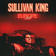 Sullivan King, &copy; links im Bild