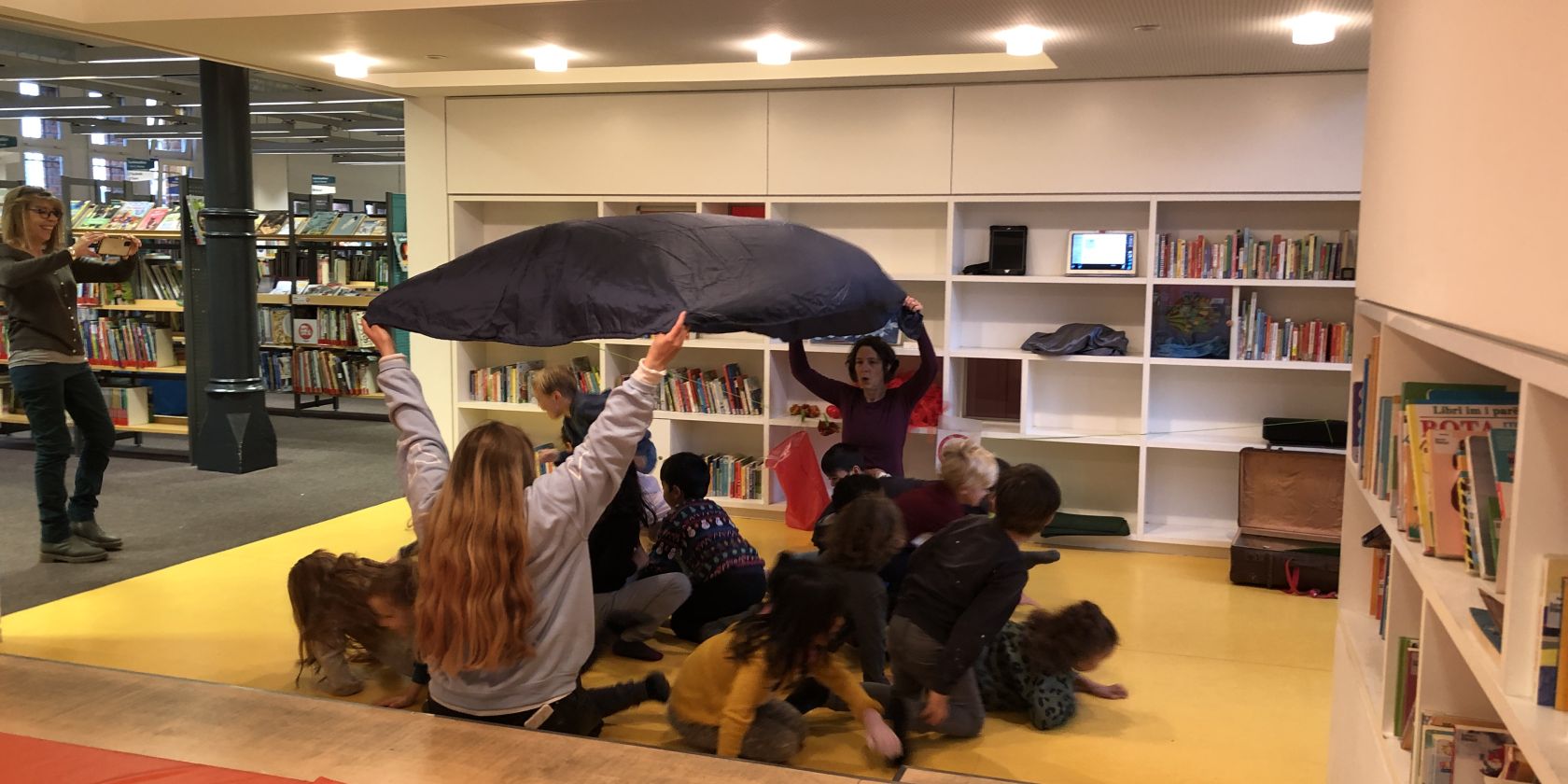 Für Kita und Vorschule: Königin der Farben, © Bücherhallen
