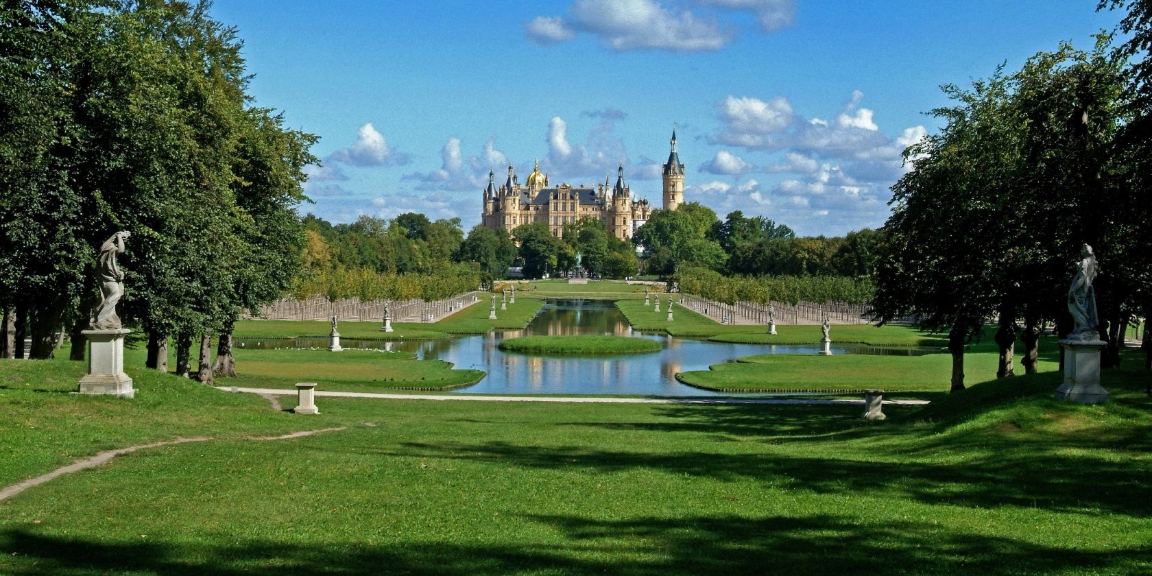 SchlossSchwerin_Garten(c)GabrieleBroecker_StaatlichesMuseumSchwerin, &copy; Gabriele Broecker, Staatliches Museum Schwerin
