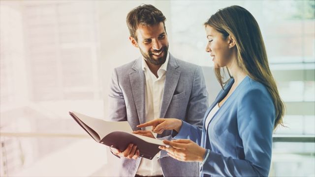 Weiterbildung Führung, © AdobeStock/BGStock72