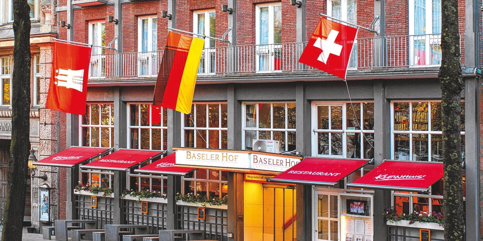 Hotel Baseler Hof Hamburg: Au&szlig;enansicht, &copy; TOMAS
