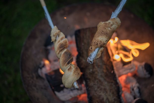 Lagerfeuer mit Stockbrot, © Stockbrot-94.jpg