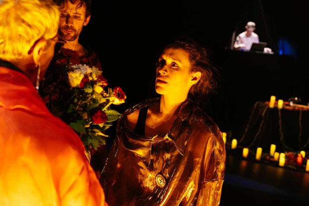 Things Falling, &copy; Simon Wachter