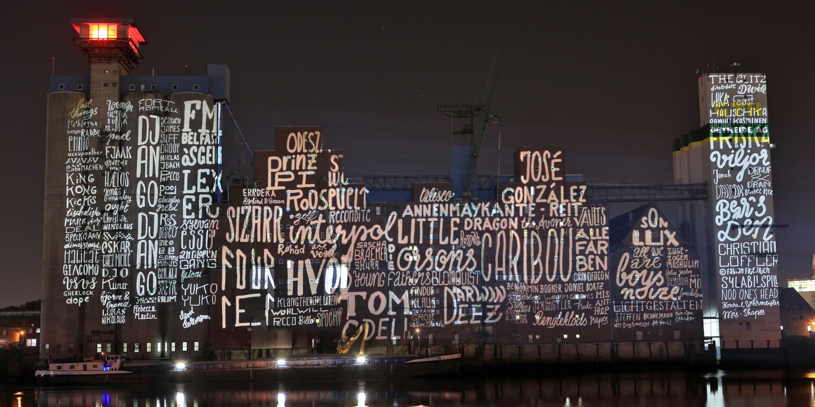 MS Dockville 2015 - Lichtinstallation Lichtgestalten, &copy; Thomas Quack
