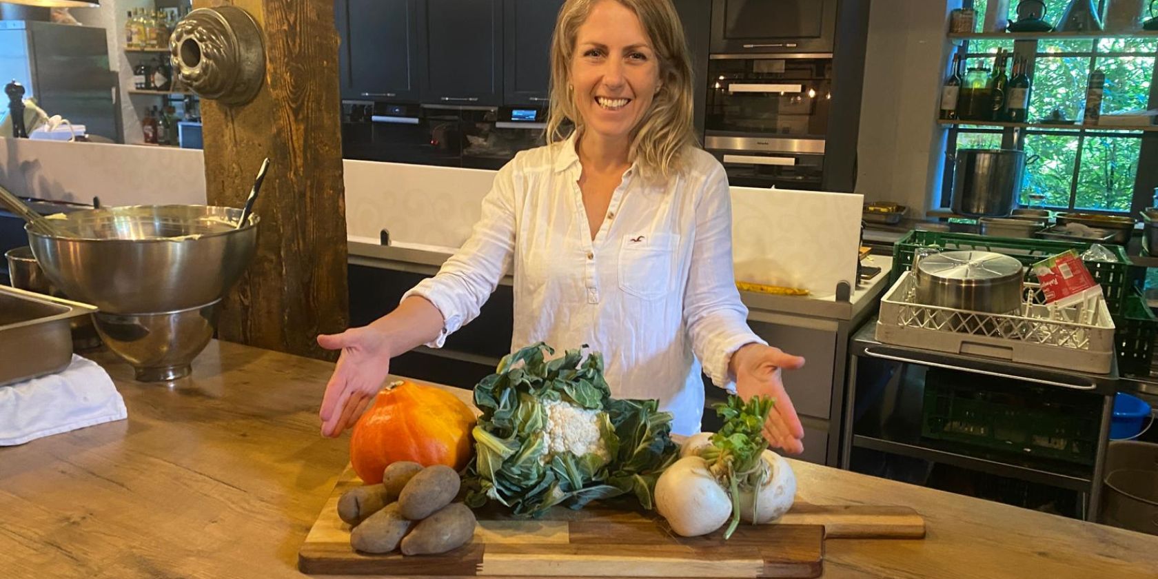 Caroline von Schwerin Gastgeberin des Veganes Stammtisches in der Hofküche der Gronenberger Mühle