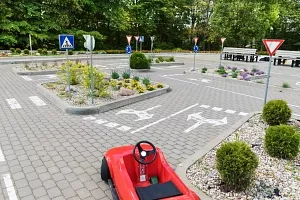 Autoübungsplatz Rahlstedt, © ronstik  shutterstock_692409274