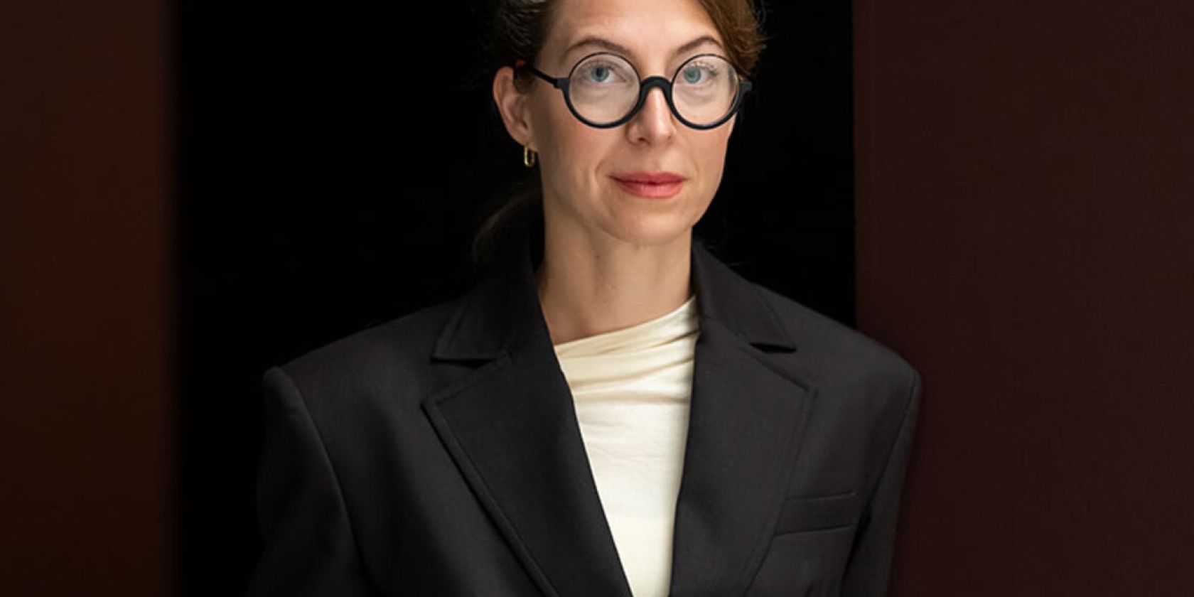 Kuratorinnenf&uuml;hrung mit Nadine Isabelle Henrich, &copy; Jewgeni Roppel, Hamburg.