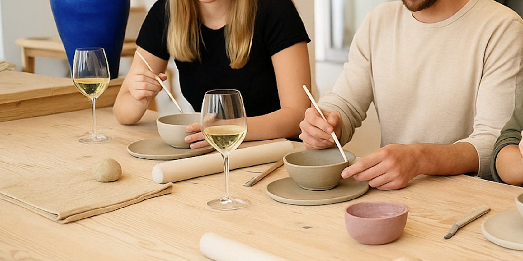 Töpfern mit Weinbegleitung, © Malina Kober