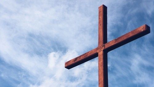 Gottesdienst f&uuml;r Jugendliche mit Pizzaessen, &copy; Unsplash - Photos for everyone