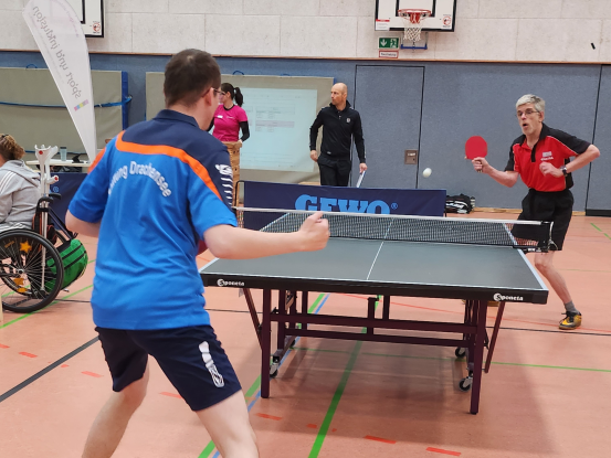 Tischtennis-Turnier_Sport-und-Inklusion, © Evangelische Stiftung Alsterdorf