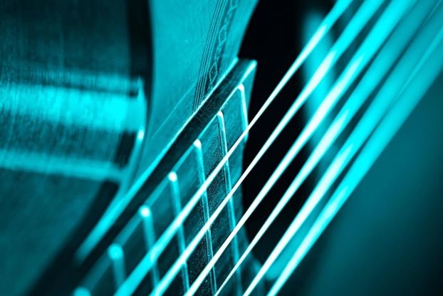 Gitarre, © Bild von Ri Butov auf Pixabay