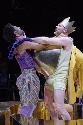 der_koenig_stirbt_329.jpg, &copy; Katrin Ribbe