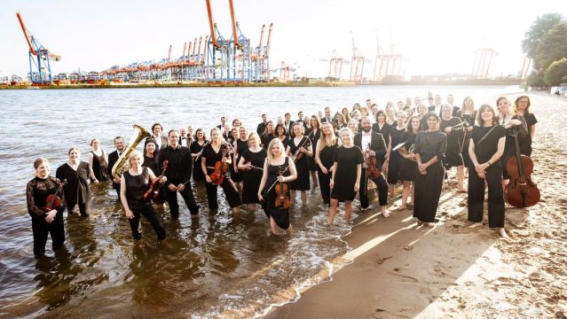Junge Symphoniker Hamburg / Leo Esselson / Daniel Kirchmann, © Gesche Jäger