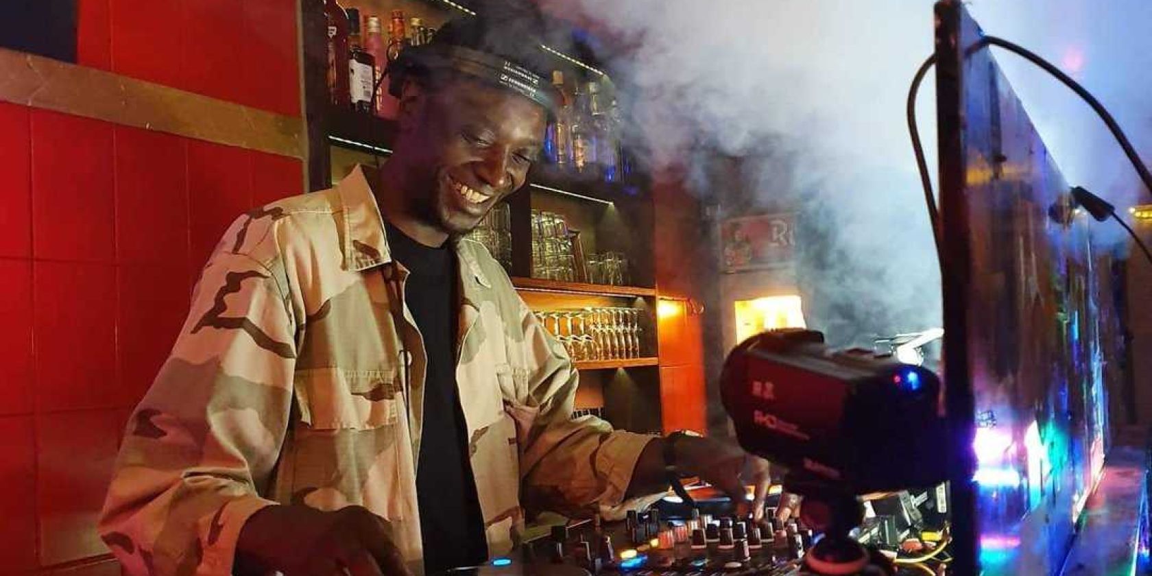 SAKI.jpg, &copy; SAKI.jpg