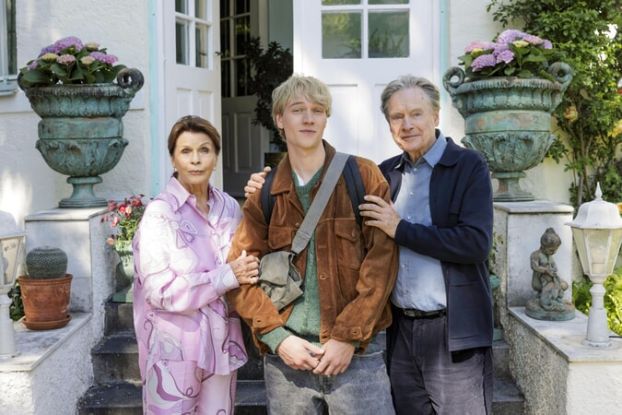 ACH, DIESE L&Uuml;CKE, DIESE ENTSETZLICHE L&Uuml;CKE, &copy; https://www.warnerbros.de/de-at/filme/ach-diese-lucke-diese-entsetzliche-lucke