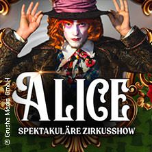 ALICE. Show für die ganze Familie, © links im Bild