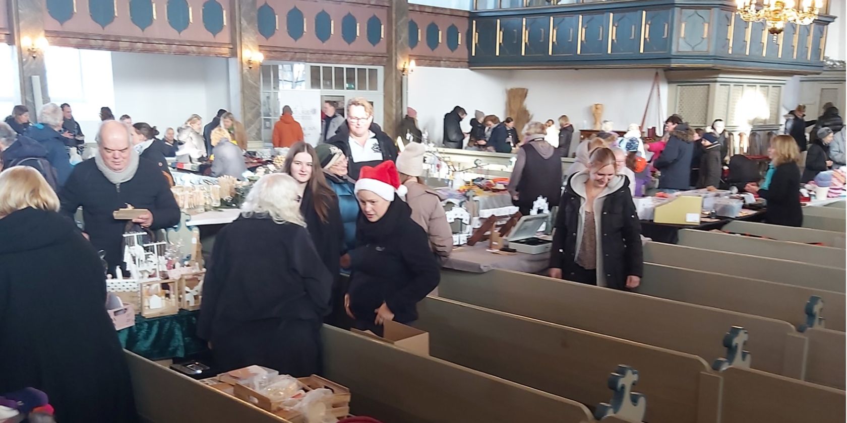 Adventsmarkt in der Kirche, Wesselburen, © S. Rohde