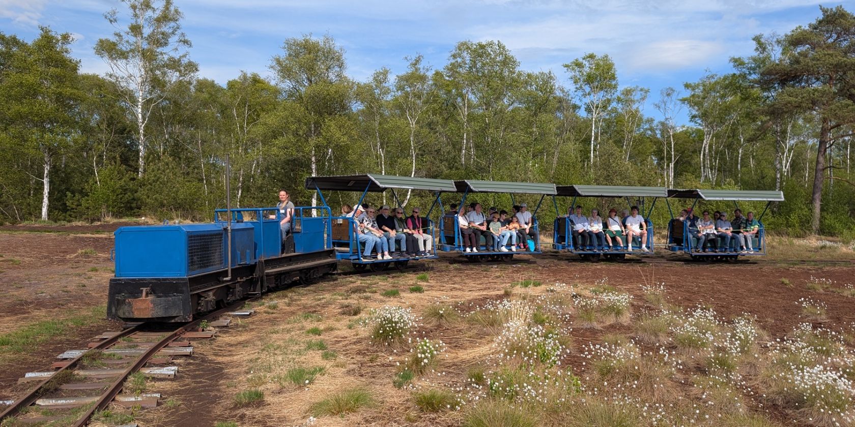 Torfbahnfahrt im Moor, &copy; Dan Zelck