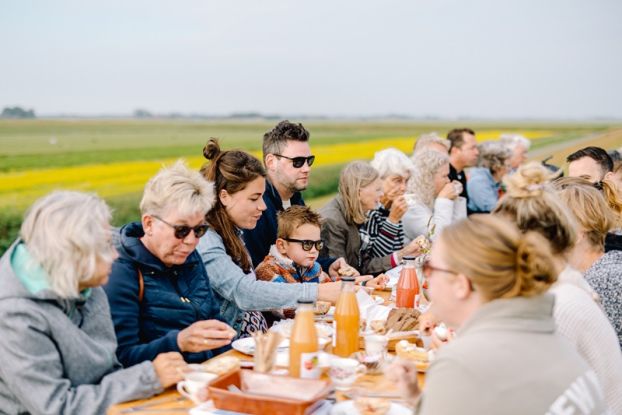 Fr&uuml;hst&uuml;ck am Deich in B&uuml;sumer Deichhausen, &copy; @Marleen_Annema