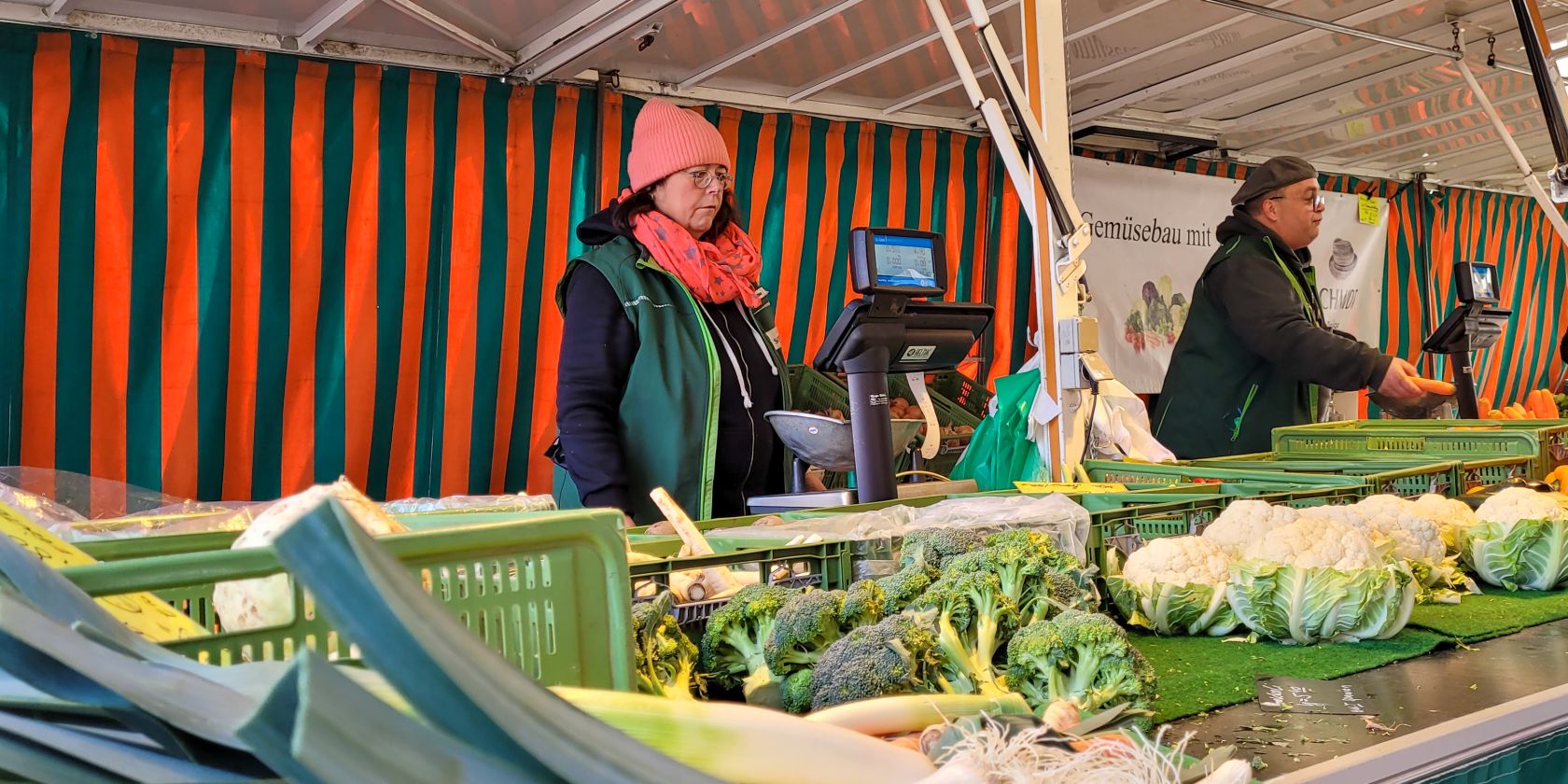 Lauenburger Wochenmarkt, &copy; 20220402_090723.jpg