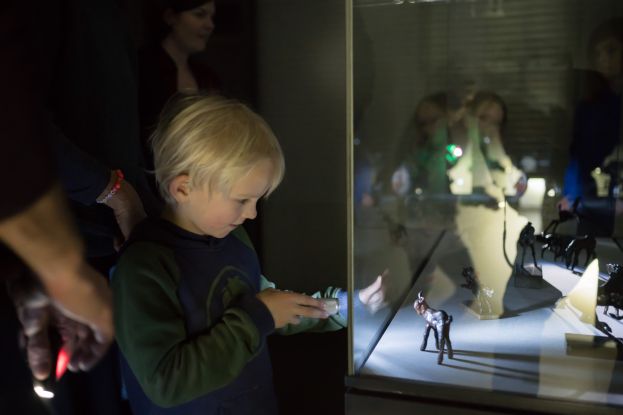 Taschenlampenf&uuml;hrung, &copy; &copy; Ernst Barlach Haus