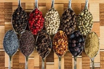 26-01-27 Gew&uuml;rze & Farben pixabay, &copy; pixabay